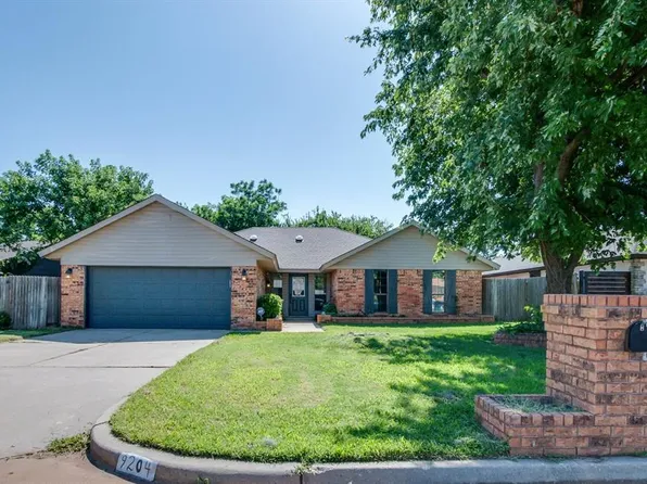 9204 Aaron Dr, Oklahoma City, OK 73132