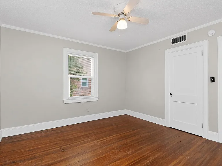 1418 Park Dr #4 — Photo 14