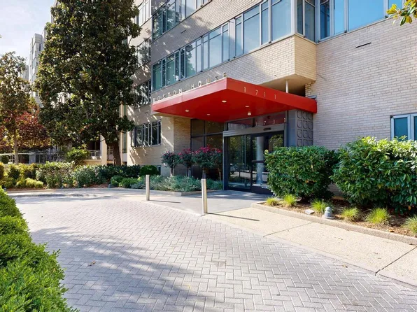 1711 Massachusetts Ave NW #301, Washington, DC 20036