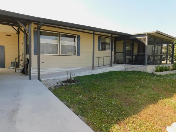 552 Tropical Isles Circle, Fort Pierce, FL 34982