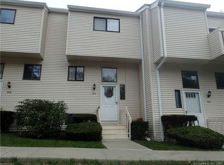 905 Timber Ln #905, Canton, CT 06019