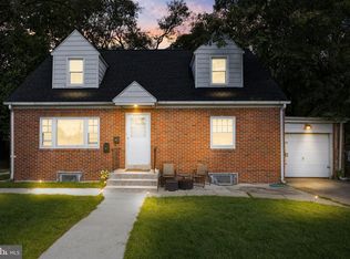 2202 Cove Rd, Pennsauken, NJ 08110