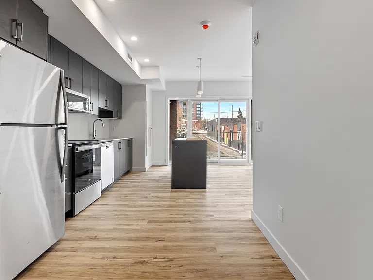 177 Armstrong St — Photo 12