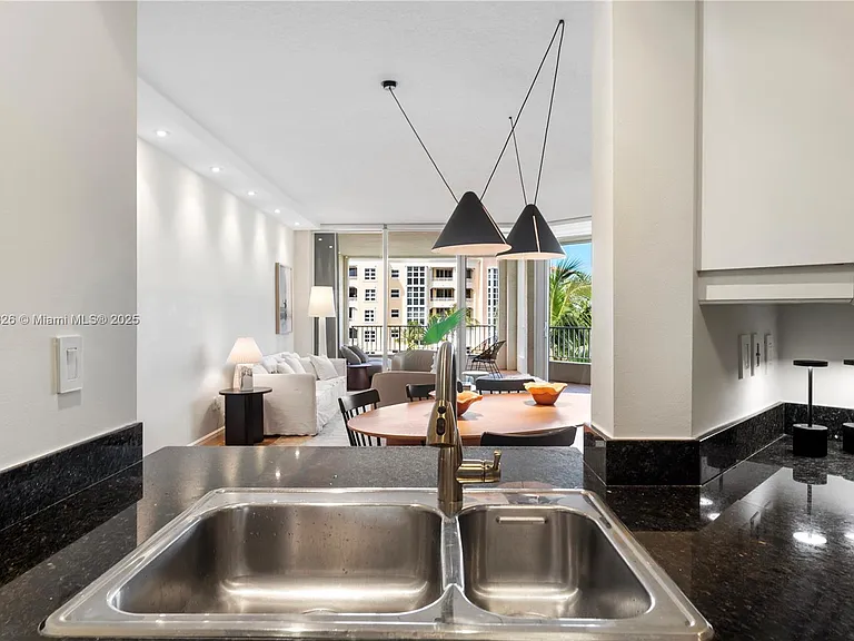 705 Crandon Blvd #405 — Photo 13