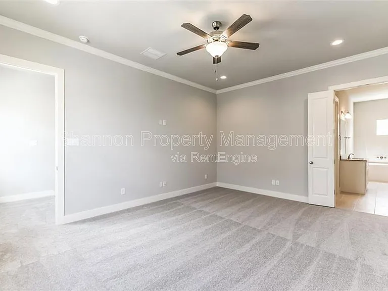 10915 Brookeshire Chase Ln — Photo 19