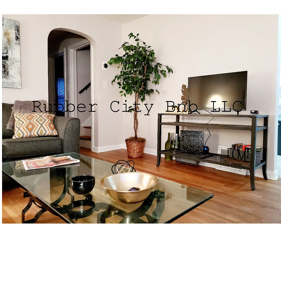 775 Jason Ave photo 1