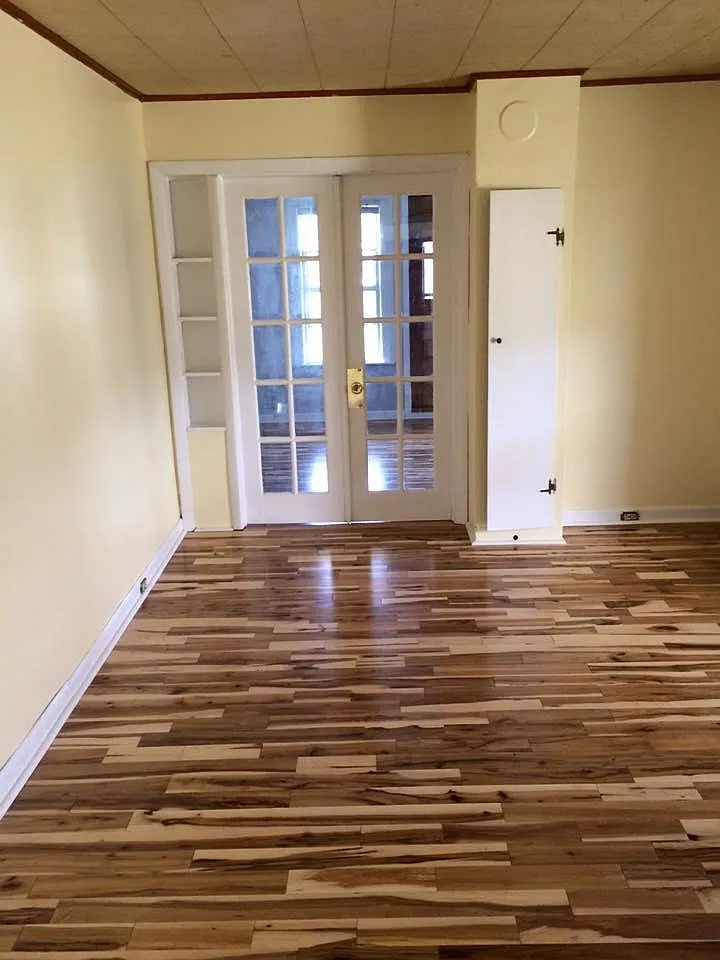 3 bed, 1000 sqft, $2,700 — Photo 1