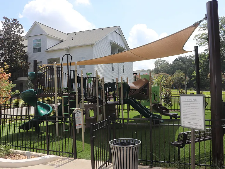 The Vineyard at Castlewoods Apartment Homes — Photo 24
