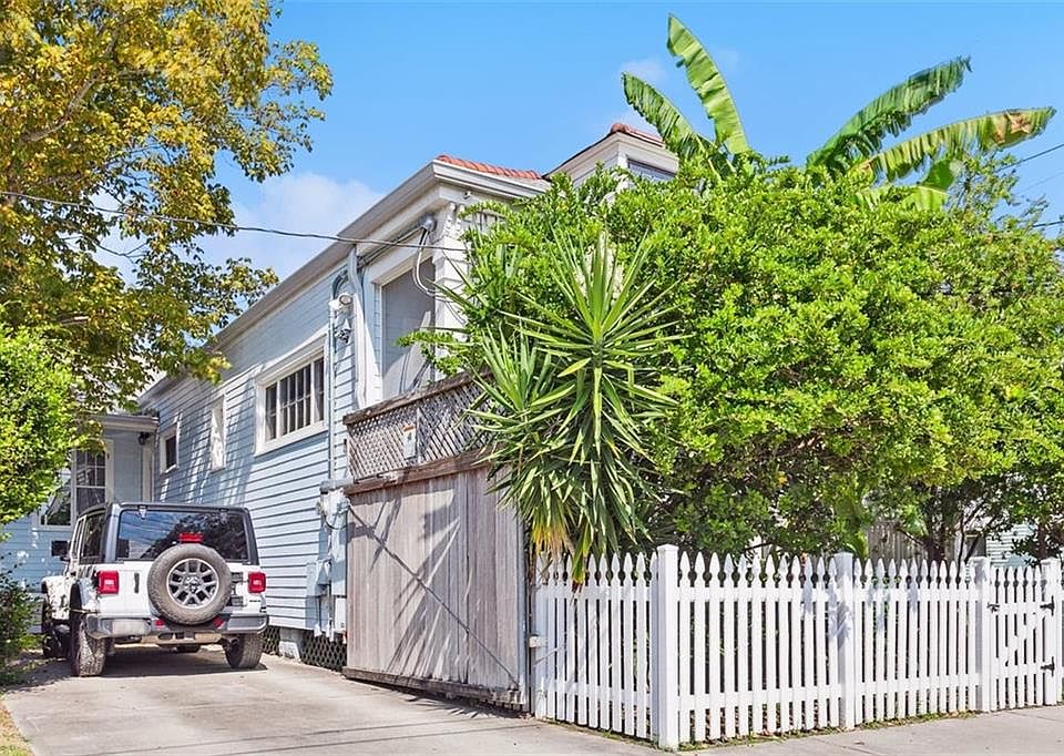 1st image of 1001 N Salcedo St