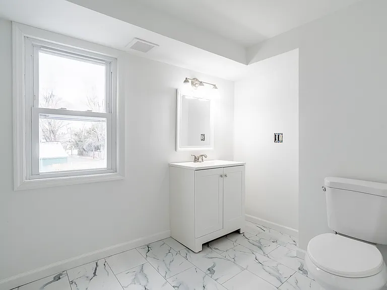 150 Mount Holly Ave — Photo 6