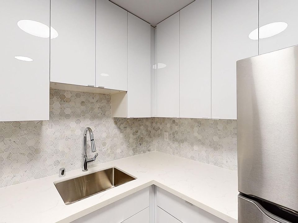 1st image of 90 Alhambra St #206