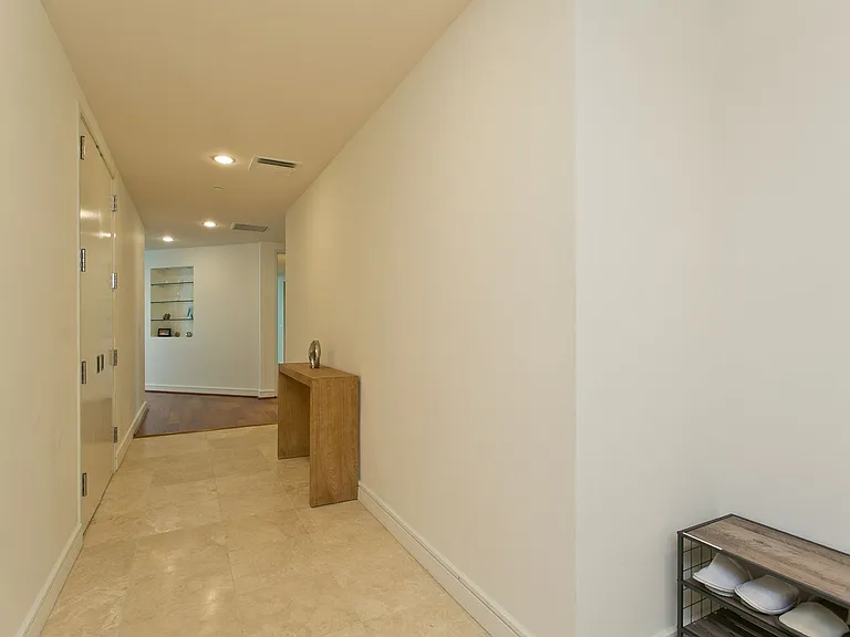 1288 Ala Moana Blvd #24A — Photo 16