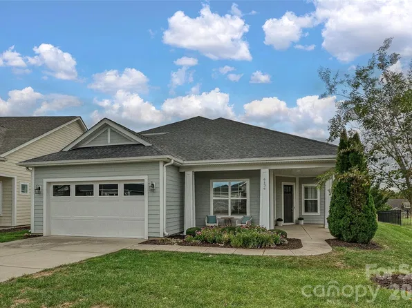 6136 Raven Rock Dr, Denver, NC 28037