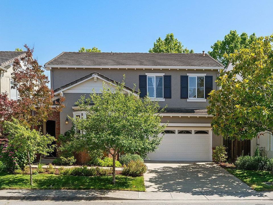 1st image of 20 Ashland Drive