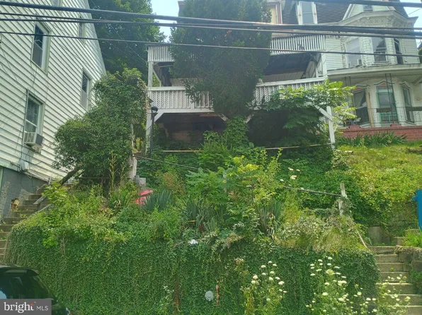 427 E Norwegian St, Pottsville, PA 17901