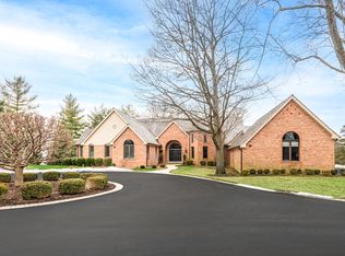 77 S Wynstone Dr, North Barrington, IL