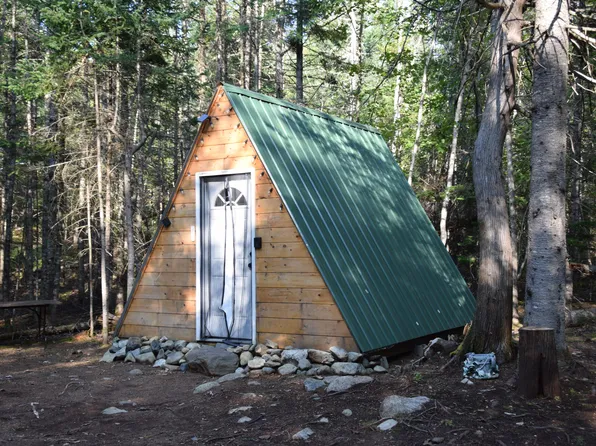 90 Tenney Hill Road, Monson, ME 04464