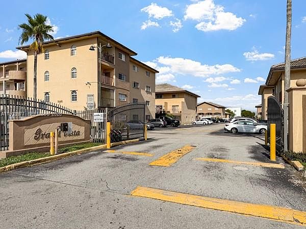 1st image of 8851 NW 119th St Unit 6101