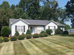 1165 Edgefield Ln, Newton, NC 28658