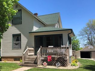 1004 Church St, Gowrie, IA 50543