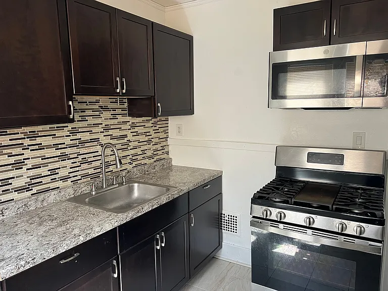 5162 Tuxedo St #2 — Photo 8