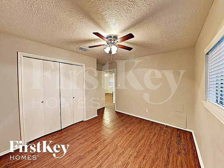 22914 Sherioaks Ln — Photo 9
