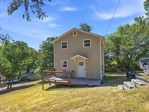 2nd image of 403 Beaver Cir