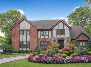 42 Elmhurst Ave, Staten Island, NY 10301