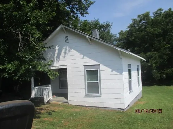 2410 Main Ave NW, Hickory, NC 28601