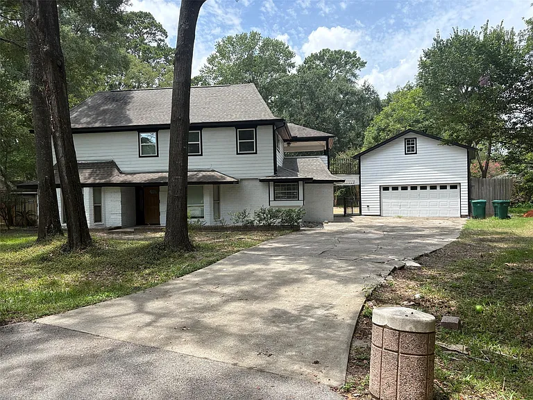 478 Brandon Rd — Photo 1