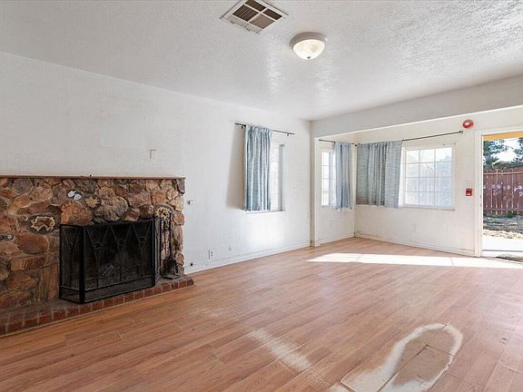 3rd image of 3219 E Avenue H4
