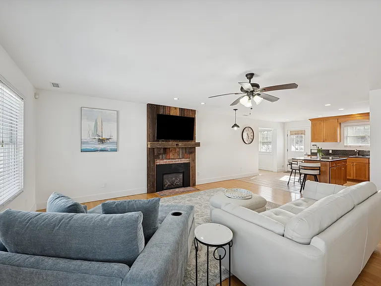 32 Sugar Loaf Rd — Photo 11