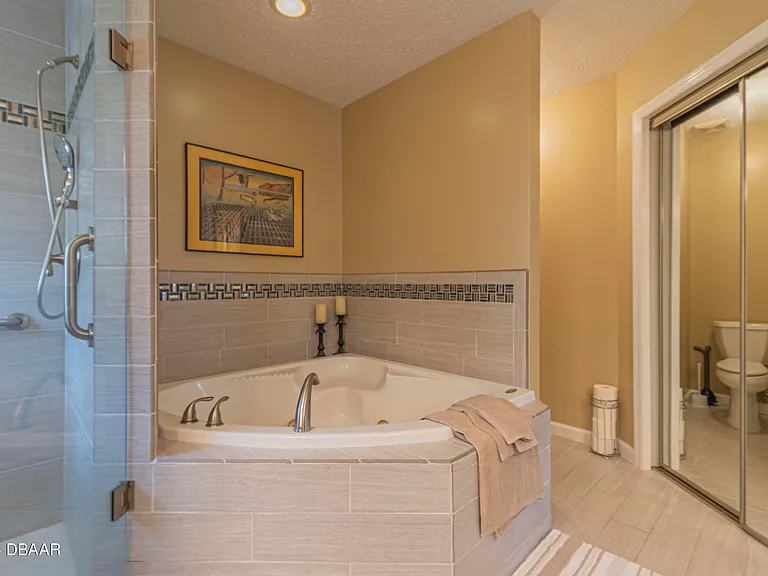 6236 Clover Bend Dr — Photo 46