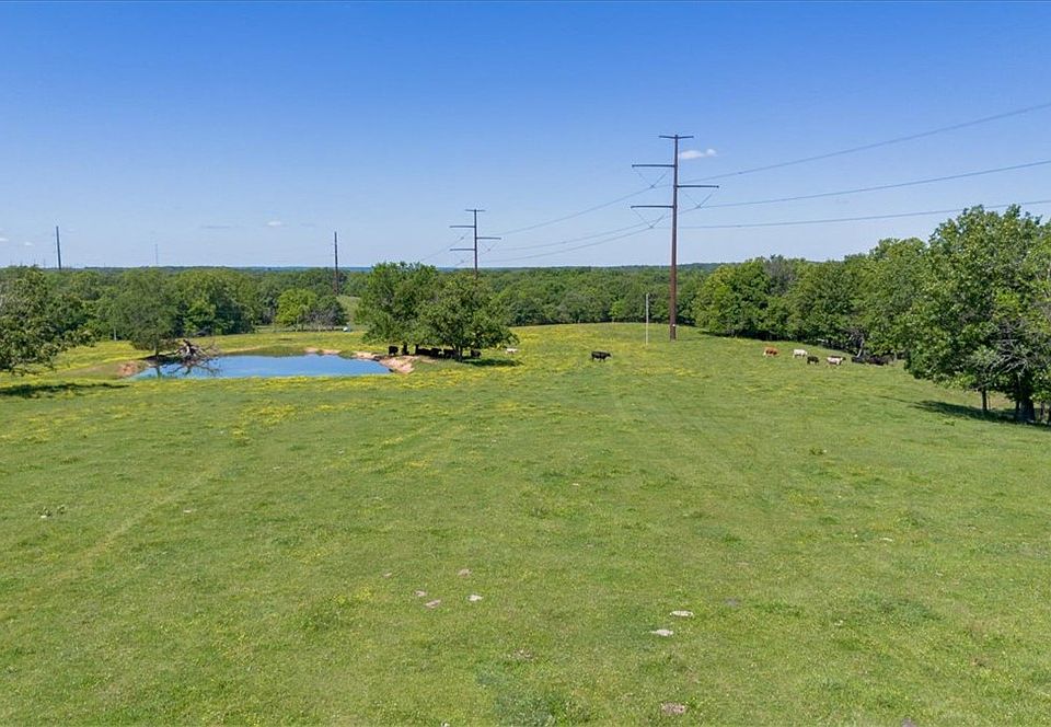 1st image of Curry Ln