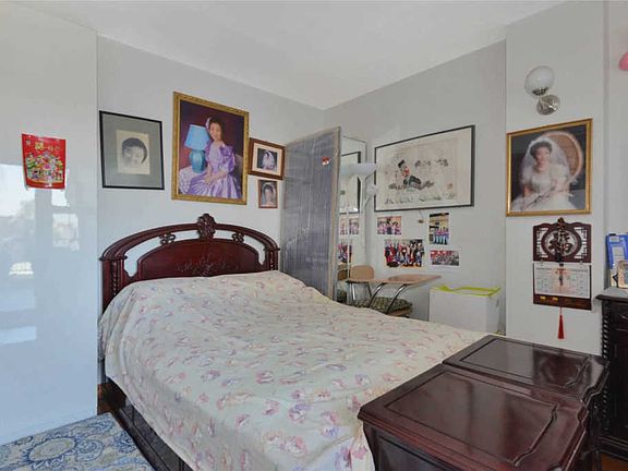 4th image of 144-77 Barclay Ave APT 7A