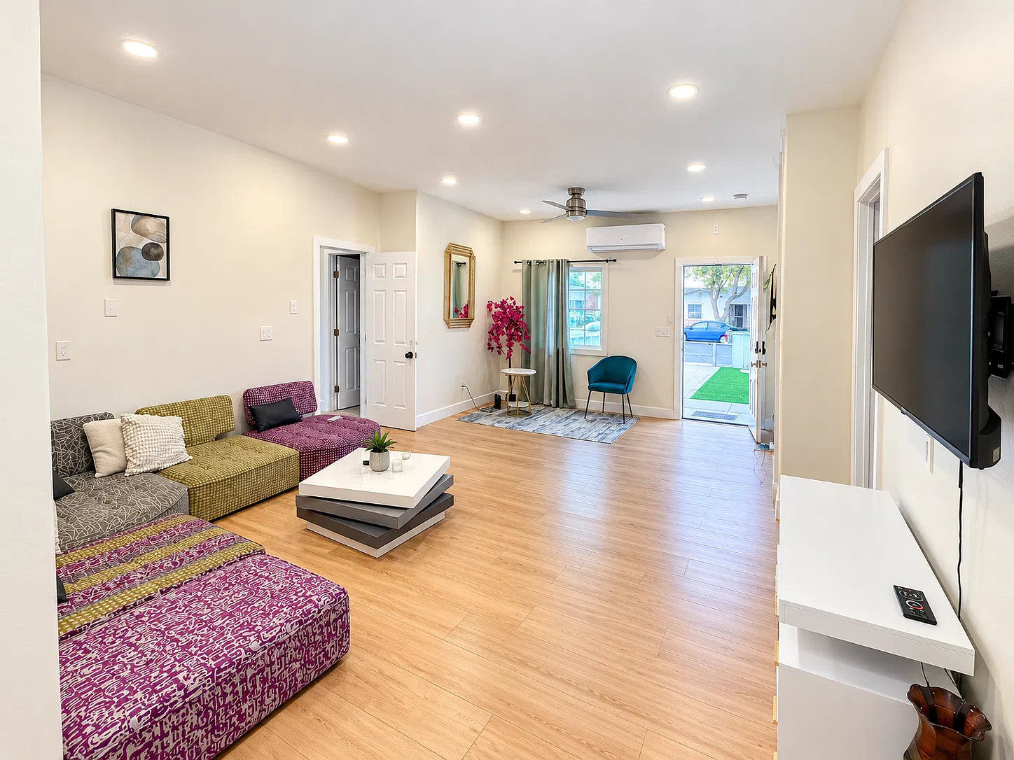5 bed, 2.5 bath, 1650 sqft, $11,500 — Photo 4