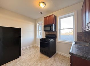 164 Bergen Ave #4B, Jersey City, NJ 07305