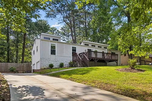 2506 Kingsley Dr NE Photo 1 2506 Kingsley Dr NE Photo 1