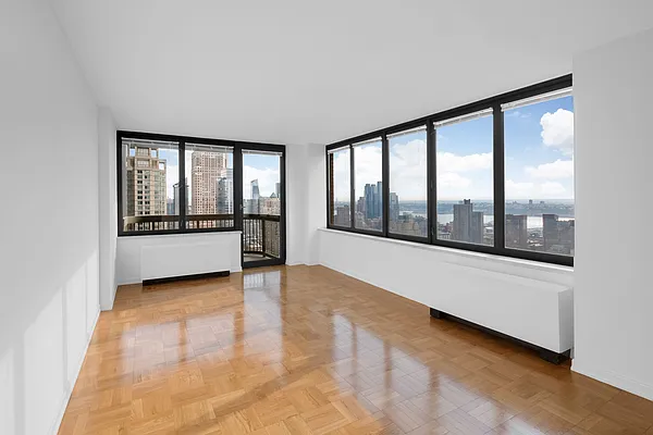 Rented by Jack Resnick & Sons | media 40