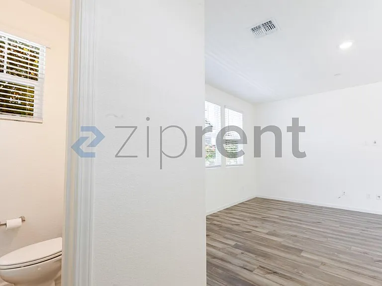 6192 Paseo De Mooney — Photo 6