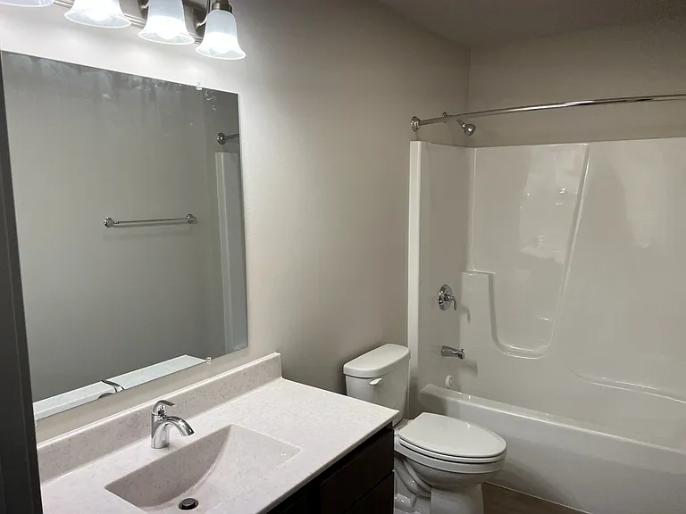 1209 Salem Dr — Photo 10
