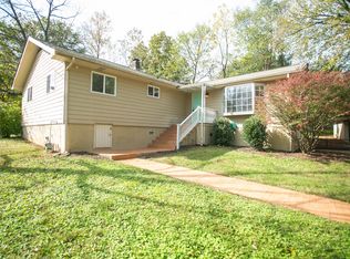 2313 Sevierville Rd, Maryville, TN 37804