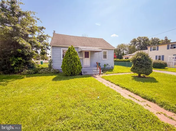 1005 3rd Ave, Croydon, PA 19021