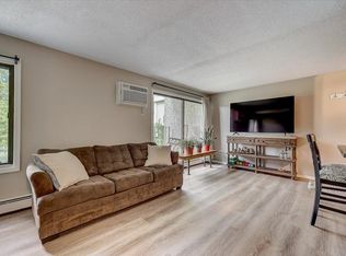 4130 Rahn Rd #205, Eagan, MN 55122