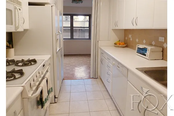 Sold by Fox Residential Group | media 21