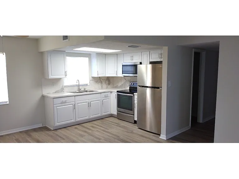 412 Euclid Ave #A — Photo 4