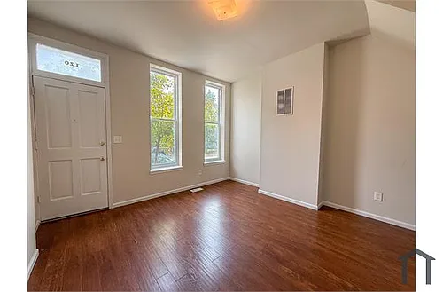 120 S Mount St #1 Photo 1