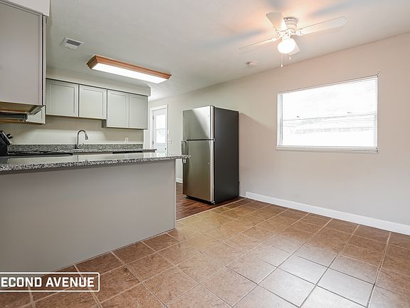 3rd image of 11507 Princessa Ln