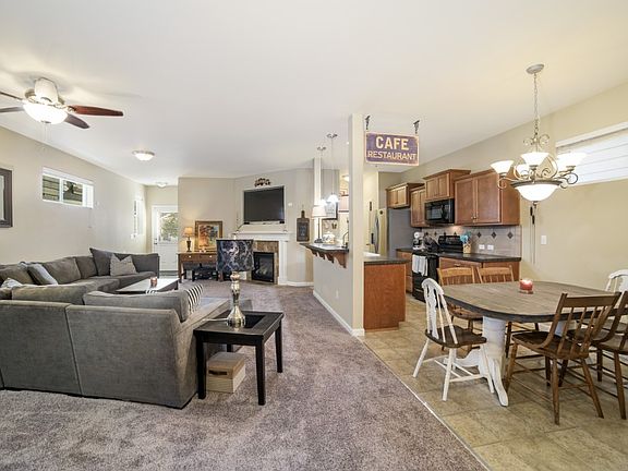 4th image of 7607 Denali Ave NE