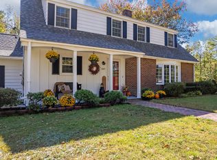 847 Middlesex Road, Topsham, ME 04086